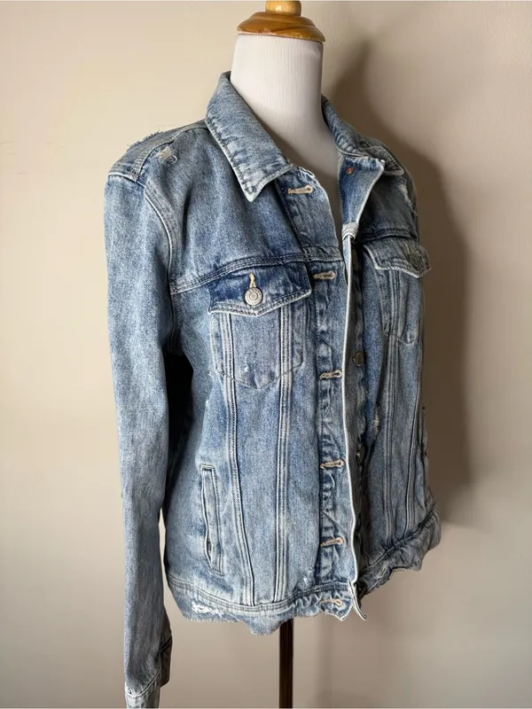 Old Navy Light Wash Distressed Denim Jacket - Image 2