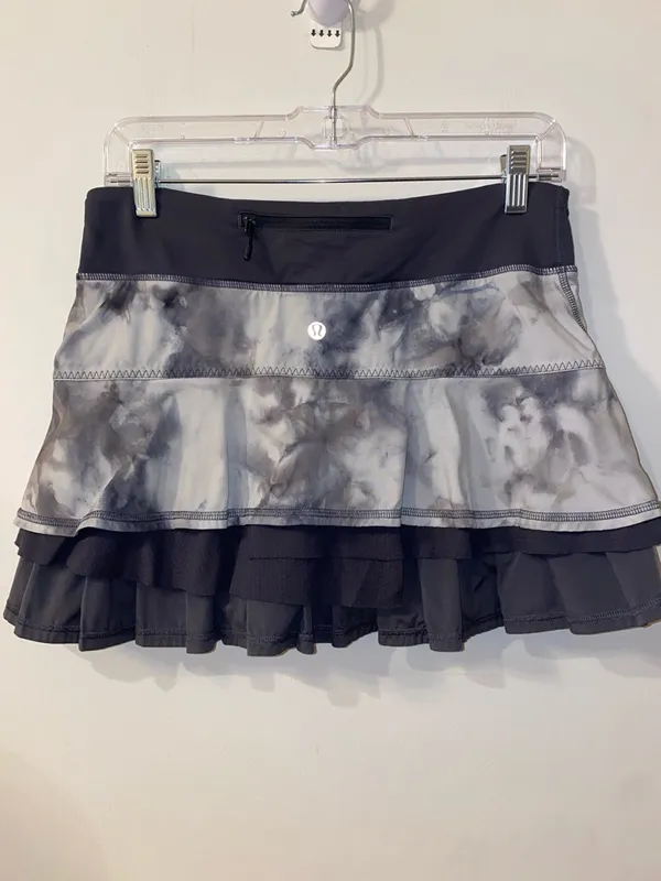 Rare Lululemon Run Resolution Skirt II Size 4 Coal Vapor Spray Dye Tinted Canvas - Image 5