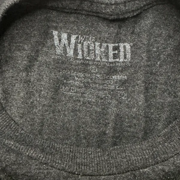 Wicked The Musical New York City Broadway T-Shirt Charcoal Gray Green Small - Image 6