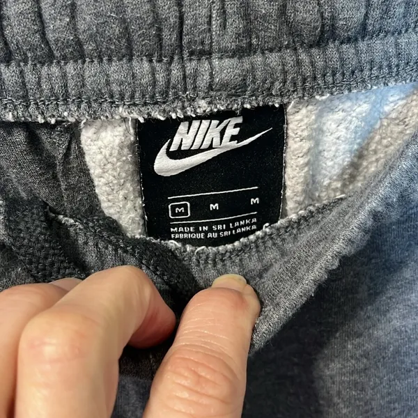 Nike Sweatpants Gray Medium - Image 4