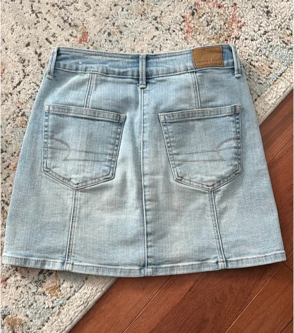 American Eagle Denim Skirt - Image 3