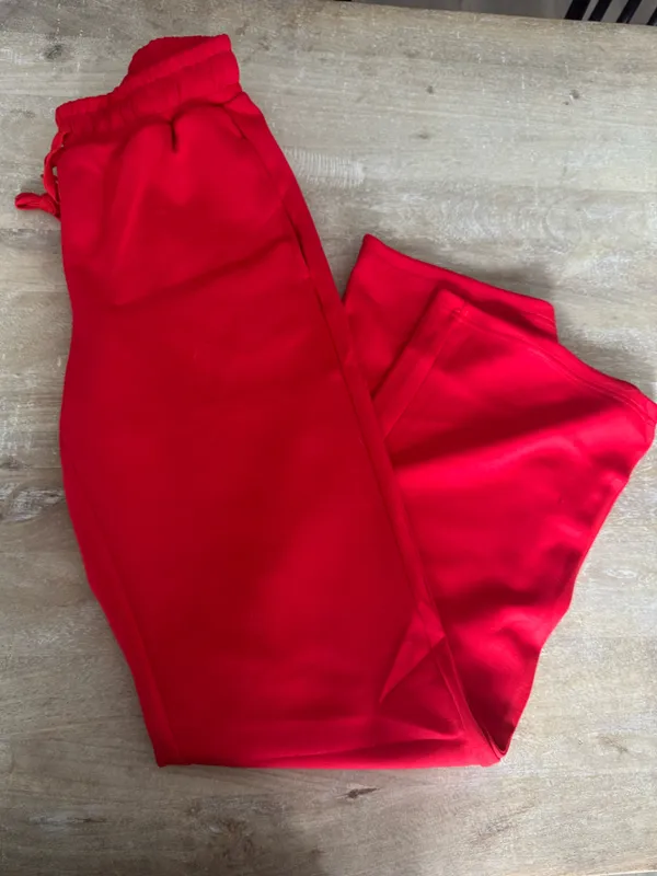 The Buckley Cloud Set 2.0 Wide Leg Bottoms & Pullover Set Small New Red - Image 6