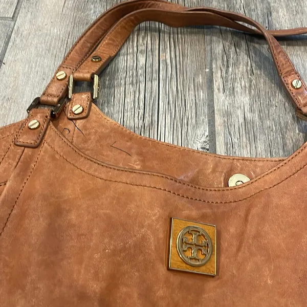 Tory Burch Brown Leather Tote with Slouchy Design and Brass Hardware - Image 3