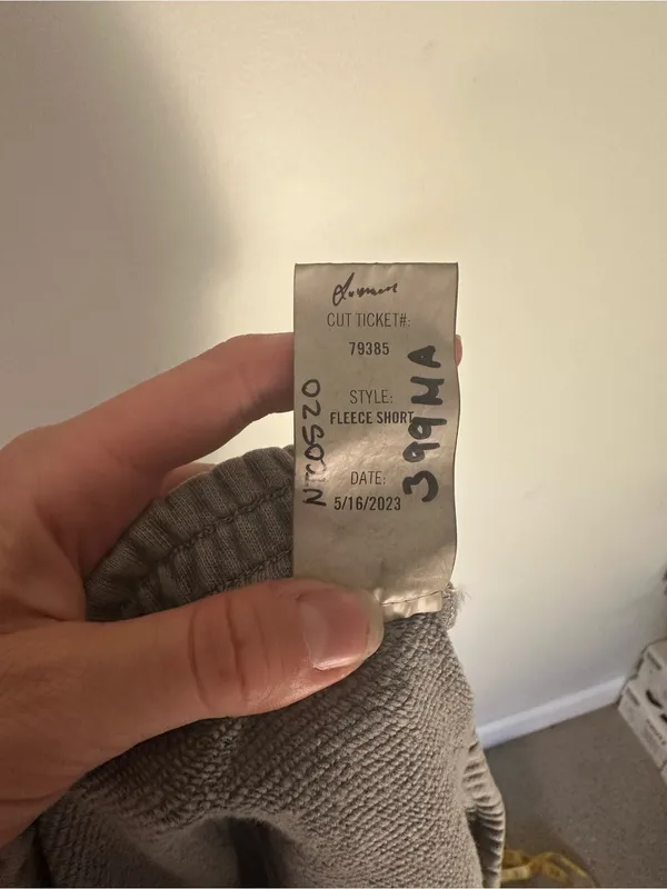NWOT Agolde mini sweatshorts grey small - Image 6