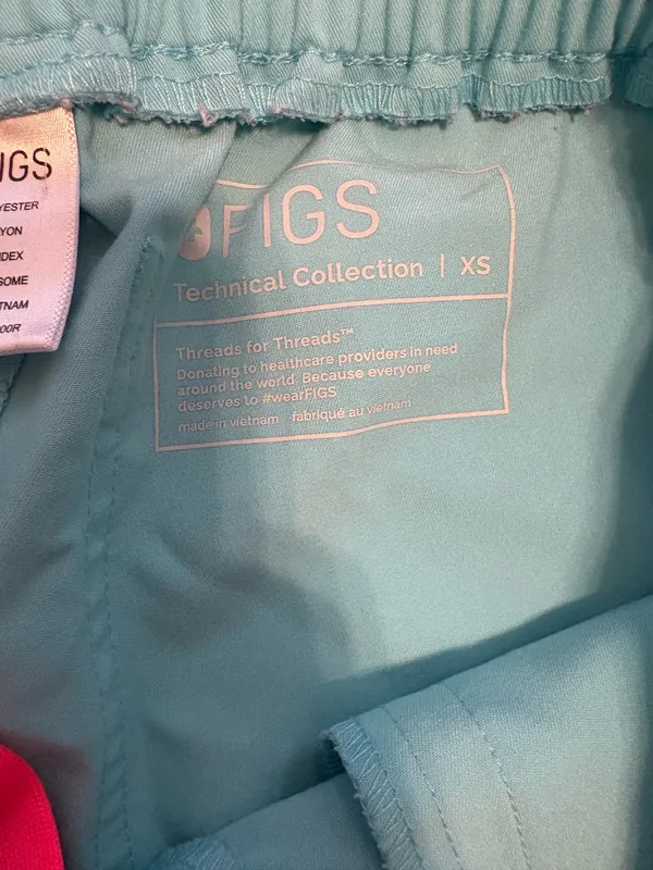 FIGS Yola Scrub Pants - Image 4