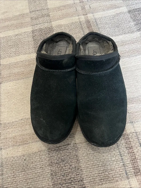 UGG Classic Slipper - Image 7