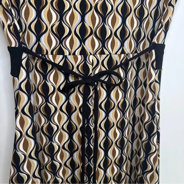 I.N. San Francisco Y2K Tie Back Top. Size: Small. Black Geometric print. - Image 5