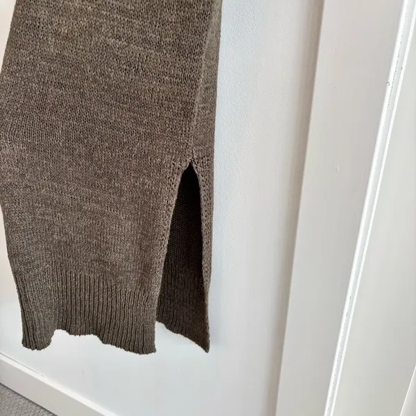 The Nines Boutique Olive Green Chunky Knit Midi Skirt Side Slit Women's Size M/L - Image 4