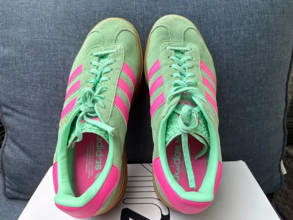 Women’s Adidas Gazelle triple stacked size 8.5 - Image 5