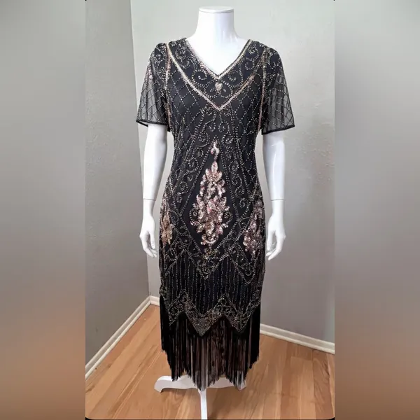 #10 Vintage-Inspired Black Beaded Flapper Dress with Fringe-Large/Size 14 - Image 11
