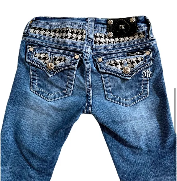 Miss Me - Low Rise Straight Leg Jean - Image 4