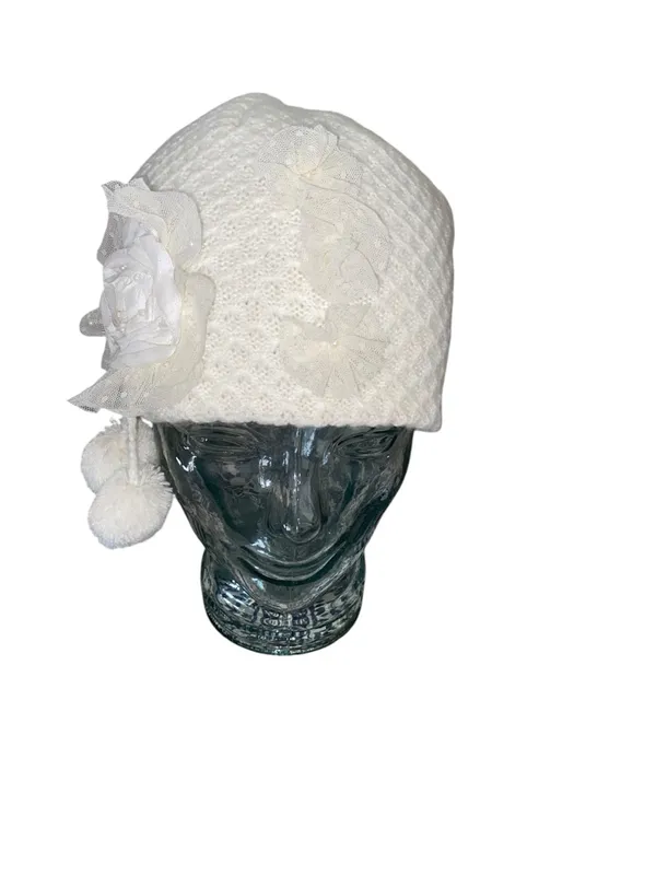 Betsey Johnson Winter Cloche hat Vintage Style Crochet Knit Beanie snow bunny - Image 9