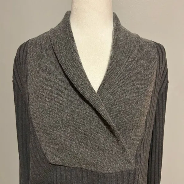 NIKE women’s Yoga Luxe Ribbed Cover Up‎ Sweater gray size M - Image 6