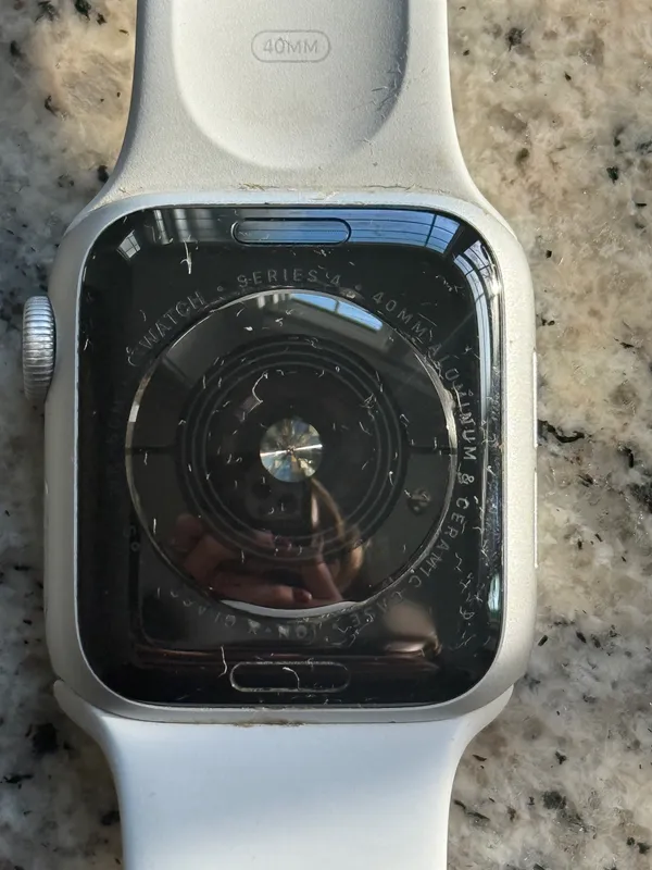 Apple Watch Series 4  - Image 4