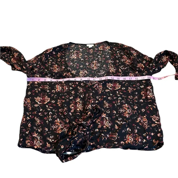 HINGE deep v tie waist blouse - Image 3