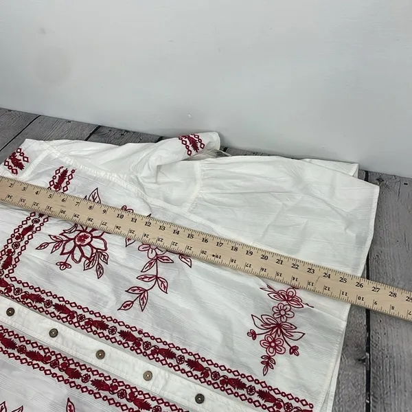 We the Free  Spring Refresh Top In White Embroidered size Large - Image 16