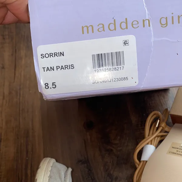 Madden Girl tan Strappy Sandals - Image 5