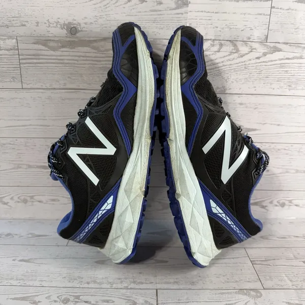 New Balance 910 V3 Trail Shoes Women 7 Gore-Tex REV Lite Running Hiking Gorpcore - Image 4