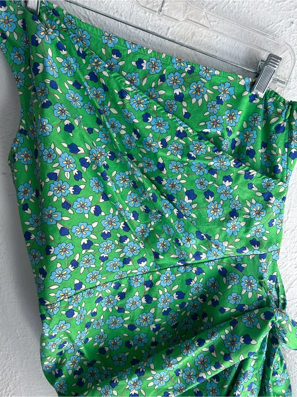 Hello Molly Rejuvenate Dress Green Floral One Shoulder Wrap Mini Dress Sz 8 - Image 4