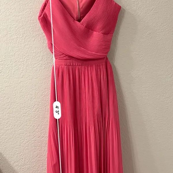 Ali & Jay For the gram fuchsia cut out‎ pleated midi - Image 4