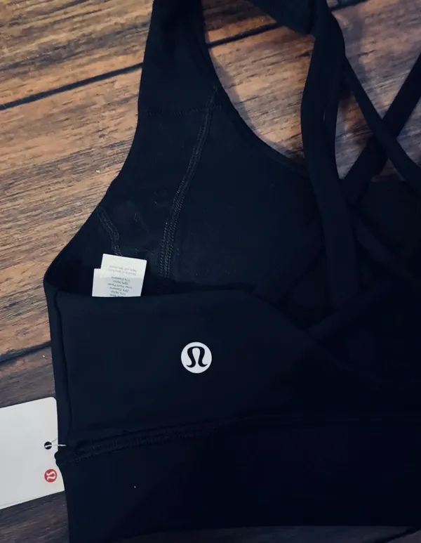 Lululemon - Image 7