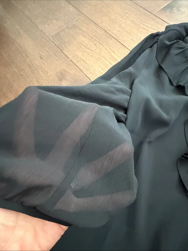 J. Crew Black Ruffle V-Neck Blouse Size Medium NWT - C1-146 - Image 6