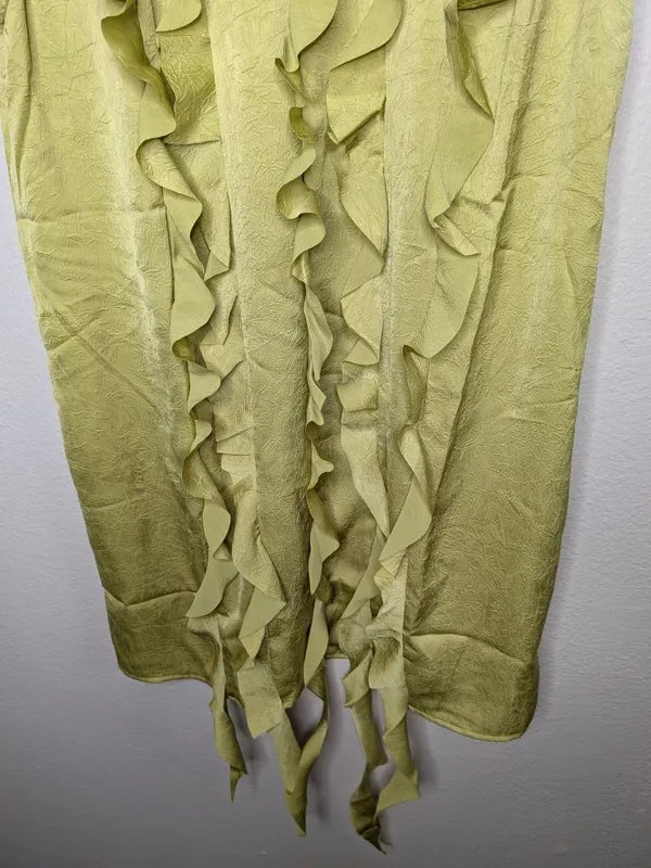Baum Und Pferdgarten Sleeveless Ruffle Front Satin Dress Dark Citron Size 44 EU - Image 4