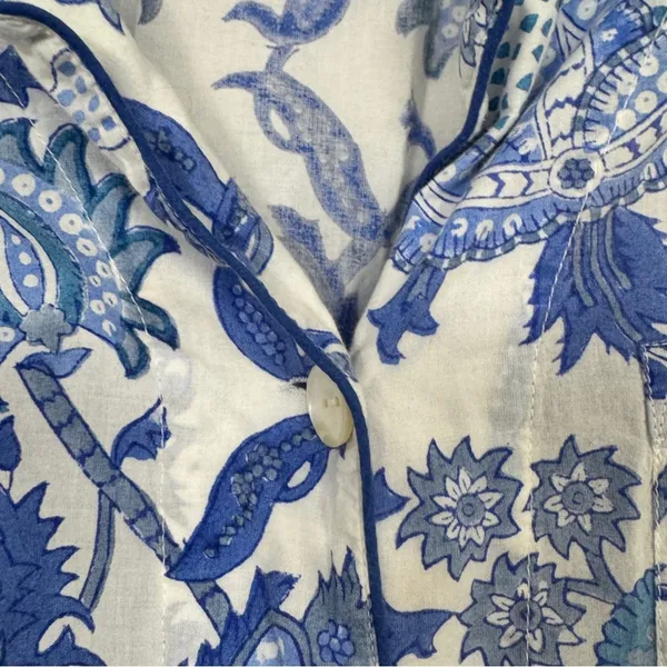 Roller Rabbit Blue White Paisley Floral Long Sleeve Button Down Shirt Womens XL - Image 5