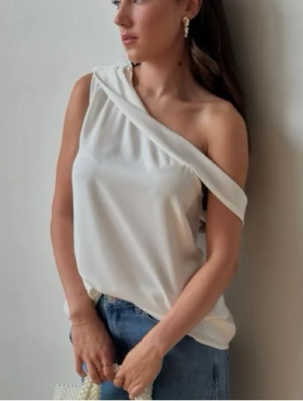 RUMORED Catalina Top In White - Image 2