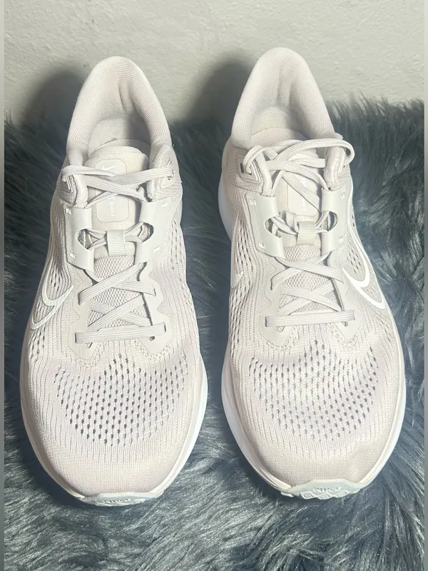 Nike Quest 6 'Pink Wolf Grey'WOMEN'S Shoes Pale Pink & White Size 10 - Image 6