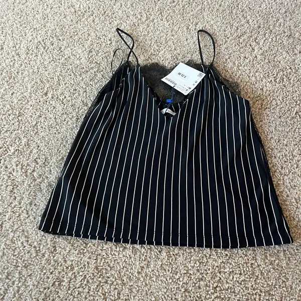 ZARA Black and White Striped lace cami Top never worn - Image 4