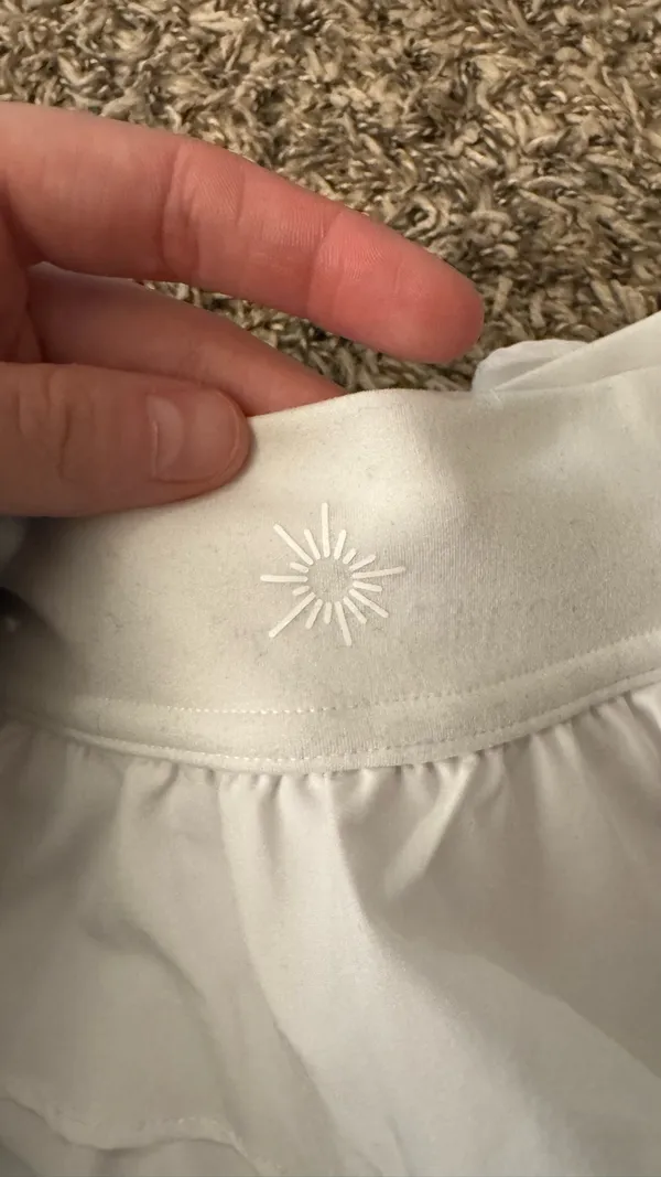 Aerie White Skirt/shorts - Image 4