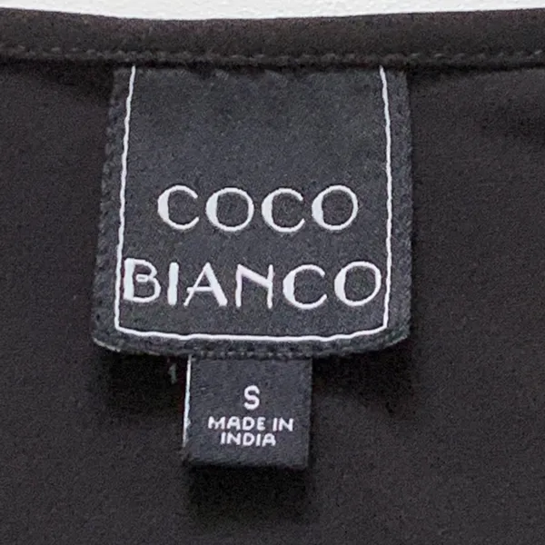 Coco Bianco Top Black Cold Shoulder Gold Chain Strap Detail Top Size Medium NEW - Image 2