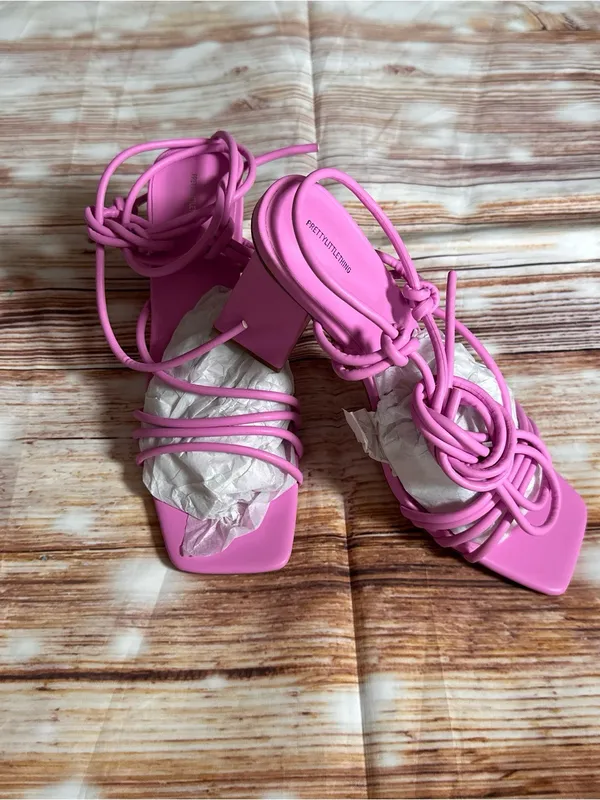 PRETTYLITTLETHING Pink Square Toe Strappy Low 4” Block Heeled Sandals Size 8 NIB - Image 2