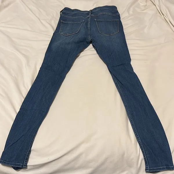 Hollister high-rise jean legging. Size 5r W27 L28 - Image 3