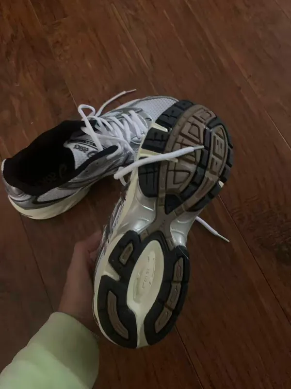 Asics Gel 1130 White Black brown / Women's US 10.5 Running Shoes - Image 2