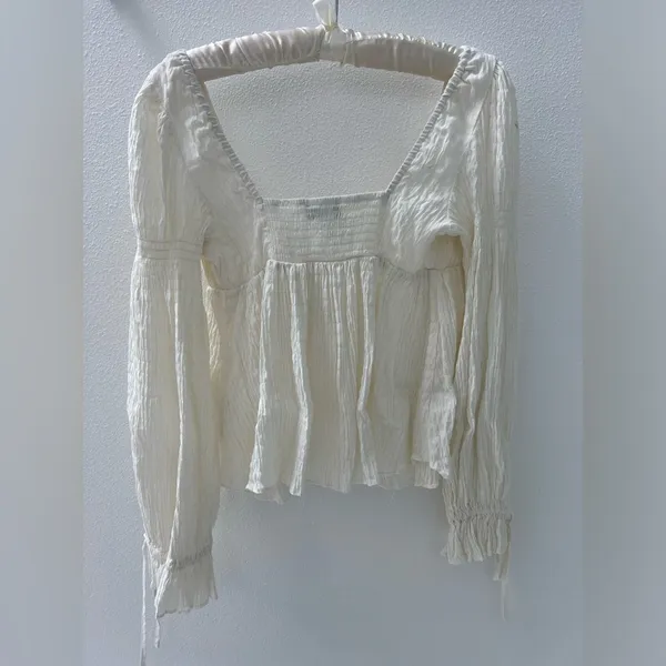 peasant top white cream size medium - Image 6