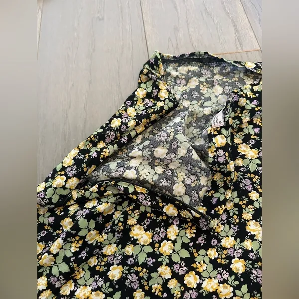 SO Good For Life Floral Mini Skirt Black Purple Green Yellow Medium - Image 3