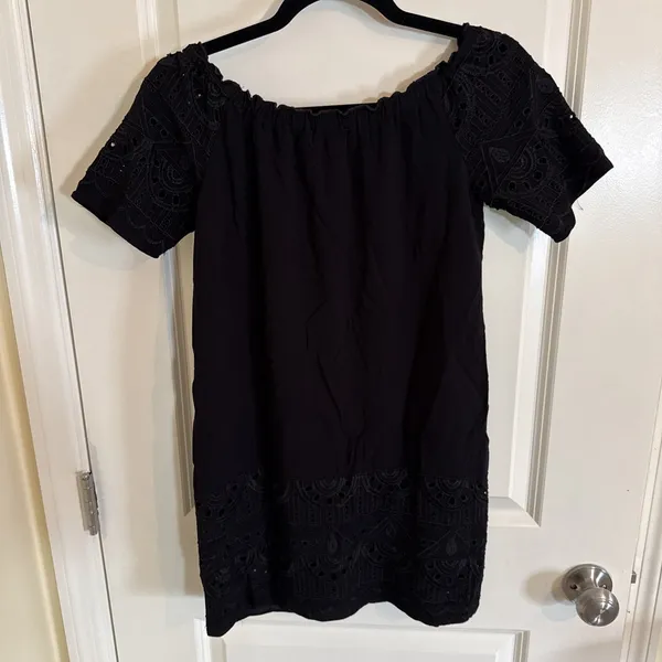 Saks Fifth Avenue Women XS Dress Black Rayon Eyelet Off Shoulder Short Sleeve - Image 3
