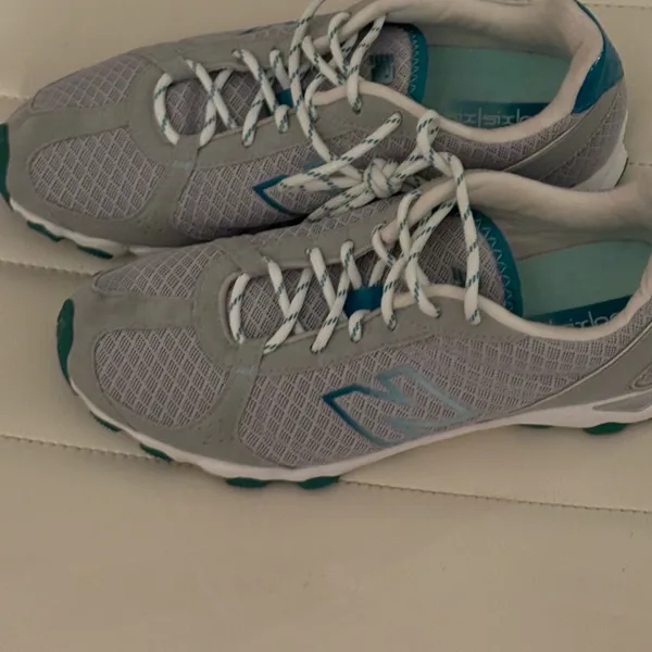 New balance 661. Size 9.‎ Great condition. - Image 2