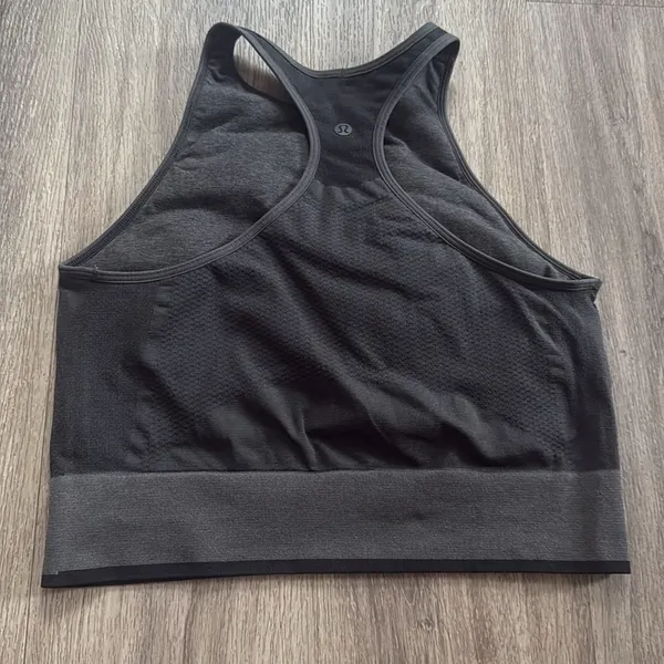lululemon Black High-Neck Sport Bra Seamless Mesh Supportive Training Tank Top - Image 4