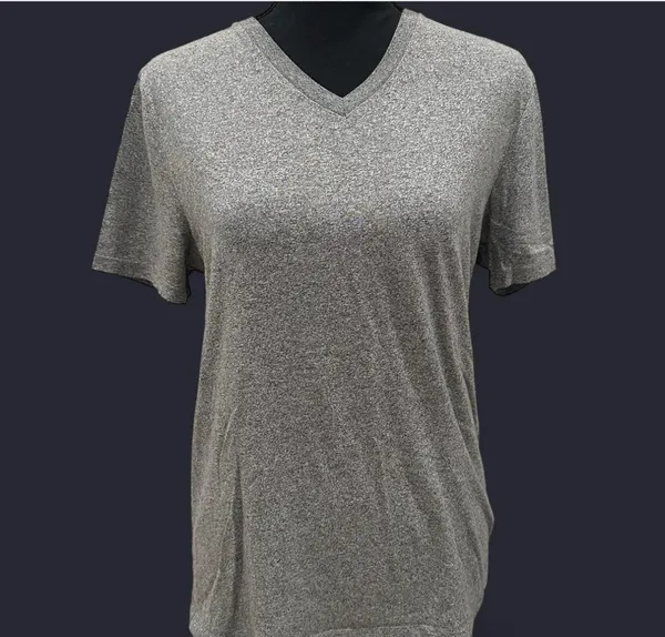 Old Navy Navy sporting gray V-neck T-shirt size small - Image 2