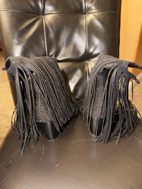 Boots Black Size 8.5 - Image 5