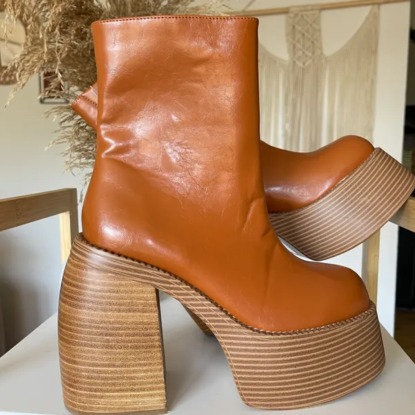 Platform Boots - Image 2