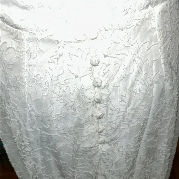 Lulus White Sleeveless Scoop Neck Wedding Gown - Image 5
