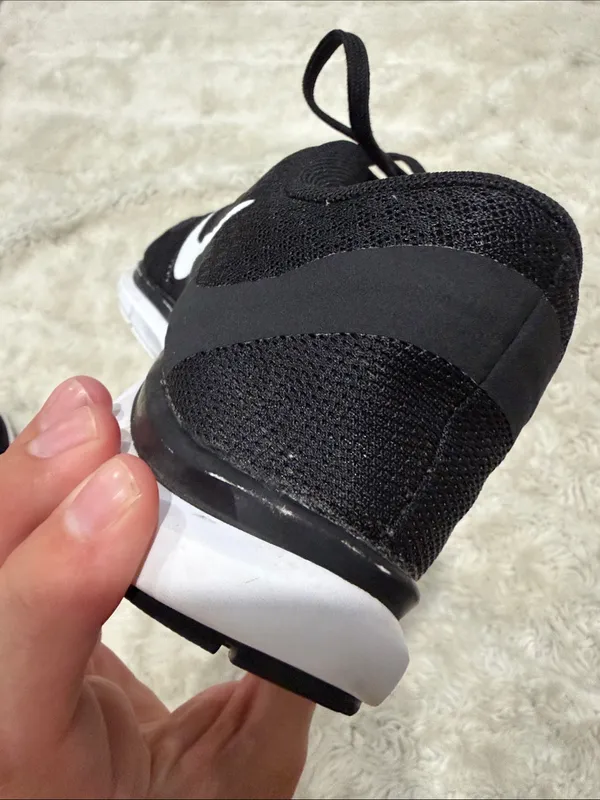 Nike Flex Trainer 6 athletic shoes in Black and White Woman’s Size 9.5 - Image 9