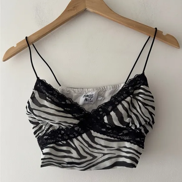 Princess Polly‎ Black and White Vita Zebra Stripe Crop Top - Image 2