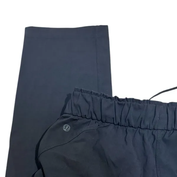 Lululemon Women’s Black Elastic Waist Drawstring Pants Size 4 - Image 5