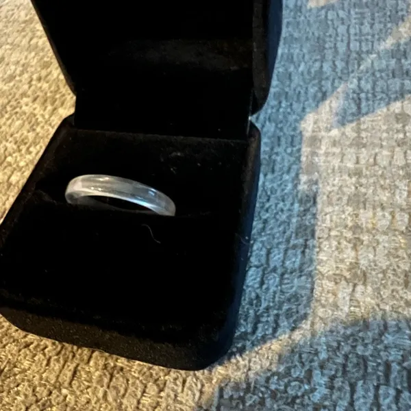 Resin Stackable Retro Minimalist Ring Size 7 - Image 2