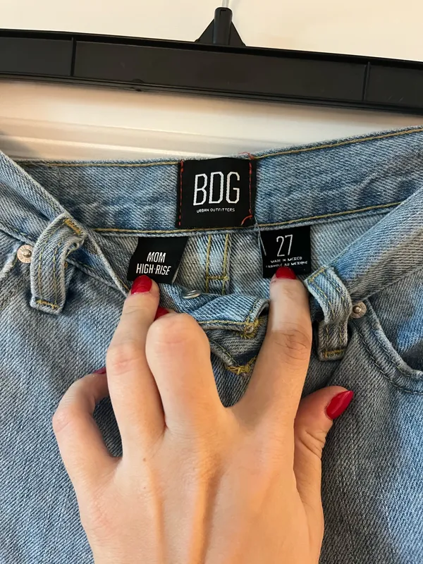 BDG high rise mom shorts - Image 2